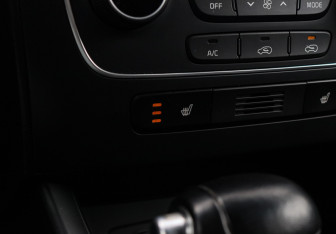 Подержанный автомобиль Kia Sorento 2013 года (14 фото)