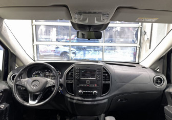 Подержанный автомобиль Mercedes-Benz Vito 2018 года (11 фото)