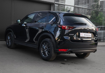 Подержанный автомобиль Mazda CX-5 2019 года (6 фото)