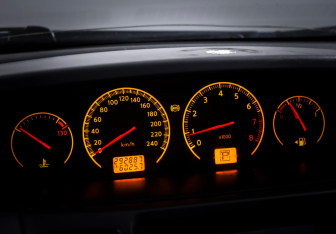 Подержанный автомобиль Nissan Primera Sedan 2005 года (13 фото)