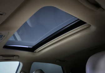 Подержанный автомобиль Lexus RX 2008 года (18 фото)