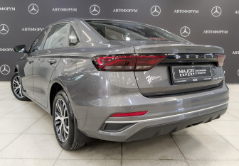 Подержанный автомобиль Geely Emgrand 2023 года (7 фото)