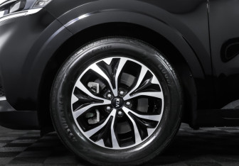 Подержанный автомобиль Kia Carnival 2021 года (26 фото)