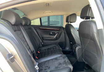 Подержанный автомобиль Volkswagen Passat CC 2012 года (22 фото)