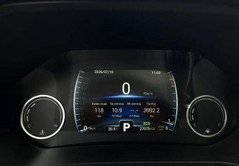 Подержанный автомобиль Chery Tiggo 8 2024 года (15 фото)