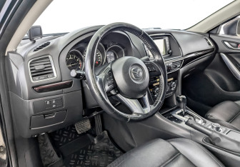 Подержанный автомобиль Mazda 6 Sedan 2014 года (16 фото)