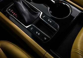 Подержанный автомобиль Kia Carnival 2019 года (13 фото)