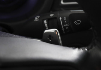 Подержанный автомобиль Genesis G80 2019 года (19 фото)