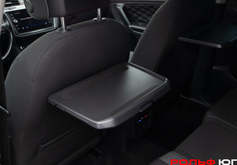 Подержанный автомобиль Volkswagen Tiguan 2018 года (19 фото)