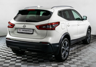 Подержанный автомобиль Nissan Qashqai 2019 года (5 фото)