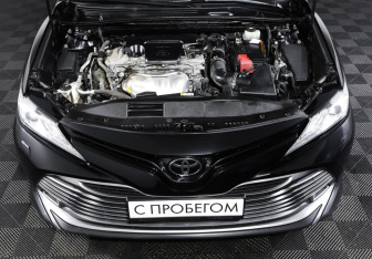 Подержанный автомобиль Toyota Camry Sedan 2019 года (9 фото)