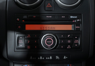 Подержанный автомобиль Nissan Qashqai+2 2009 года (15 фото)