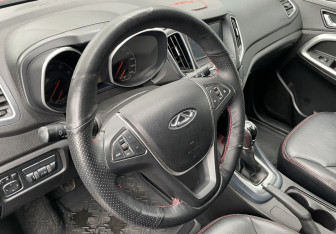 Подержанный автомобиль Chery Tiggo 5 2014 года (14 фото)