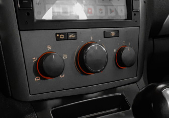 Подержанный автомобиль Opel Zafira Compactvan 2007 года (15 фото)