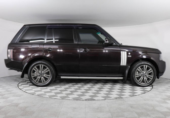 Подержанный автомобиль Land Rover Range Rover 2010 года (4 фото)