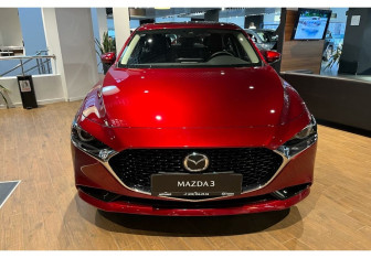 Новый Mazda 3 Sedan 2025 (2 фото)