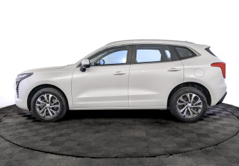 Подержанный автомобиль Haval Jolion 2023 года (8 фото)