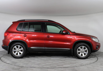 Подержанный автомобиль Volkswagen Tiguan 2012 года (4 фото)