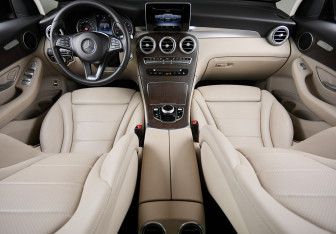 Подержанный автомобиль Mercedes-Benz GLC Coupe 2018 года (21 фото)