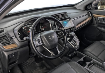 Подержанный автомобиль Honda CR-V 2021 года (15 фото)