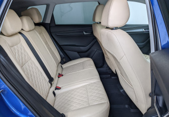 Подержанный автомобиль Skoda Karoq 2021 года (18 фото)