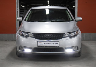 Подержанный автомобиль Kia Cerato Sedan 2012 года (2 фото)