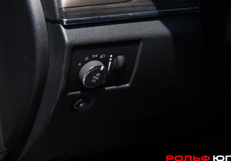 Подержанный автомобиль Jeep Grand Cherokee 2014 года (18 фото)