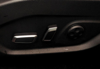 Подержанный автомобиль Voyah Free 2023 года (17 фото)