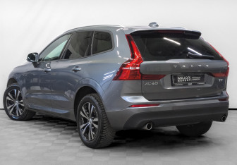 Подержанный автомобиль Volvo XC60 2021 года (7 фото)