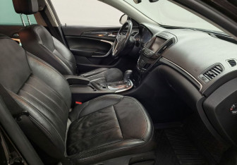 Подержанный автомобиль Opel Insignia Sedan 2014 года (9 фото)