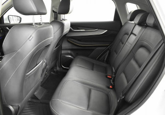 Подержанный автомобиль Exeed LX 2022 года (20 фото)