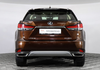 Подержанный автомобиль Lexus RX 2019 года (6 фото)