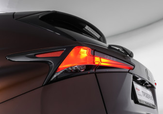 Подержанный автомобиль Lexus NX 2019 года (21 фото)