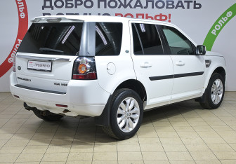 Подержанный автомобиль Land Rover Freelander 2012 года (4 фото)