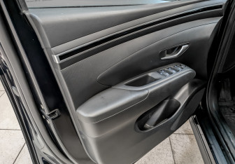 Подержанный автомобиль Hyundai Tucson 2021 года (19 фото)