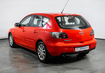 Подержанный автомобиль Mazda 3 Hatchback 2008 года (7 фото)