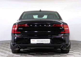 Подержанный автомобиль Volvo S90 2019 года (6 фото)