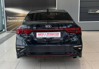 Подержанный автомобиль Kia Cerato Sedan 2020 года (6 фото)