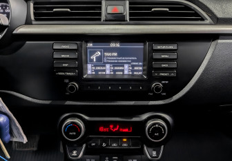 Подержанный автомобиль Kia Rio Hatchback 2020 года (14 фото)