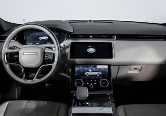Подержанный автомобиль Land Rover Range Rover Velar 2021 года (12 фото)