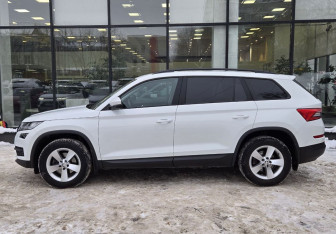 Подержанный автомобиль Skoda Kodiaq 2020 года (5 фото)