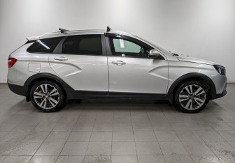 Подержанный автомобиль LADA (ВАЗ) Vesta Wagon 2020 года (4 фото)