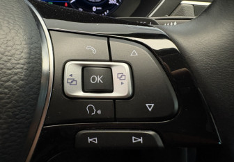 Подержанный автомобиль Volkswagen Tiguan 2018 года (19 фото)