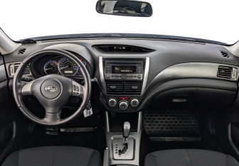 Подержанный автомобиль Subaru Forester Suv 2012 года (13 фото)