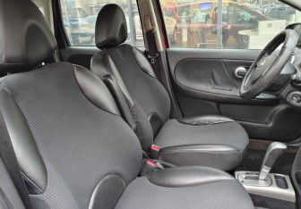 Подержанный автомобиль Nissan Note 2012 года (10 фото)