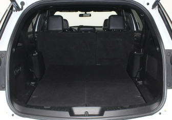 Подержанный автомобиль Ford Explorer 2016 года (9 фото)