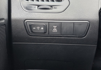 Подержанный автомобиль Hyundai ix35 2012 года (17 фото)