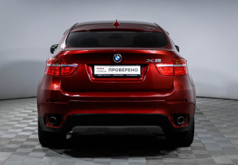 Подержанный автомобиль BMW X6 2009 года (6 фото)