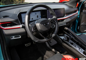Подержанный автомобиль Geely Coolray 2024 года (16 фото)
