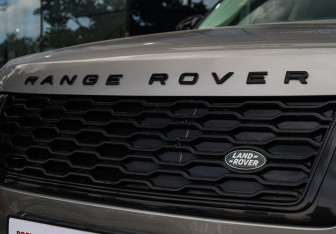Подержанный автомобиль Land Rover Range Rover 2019 года (10 фото)